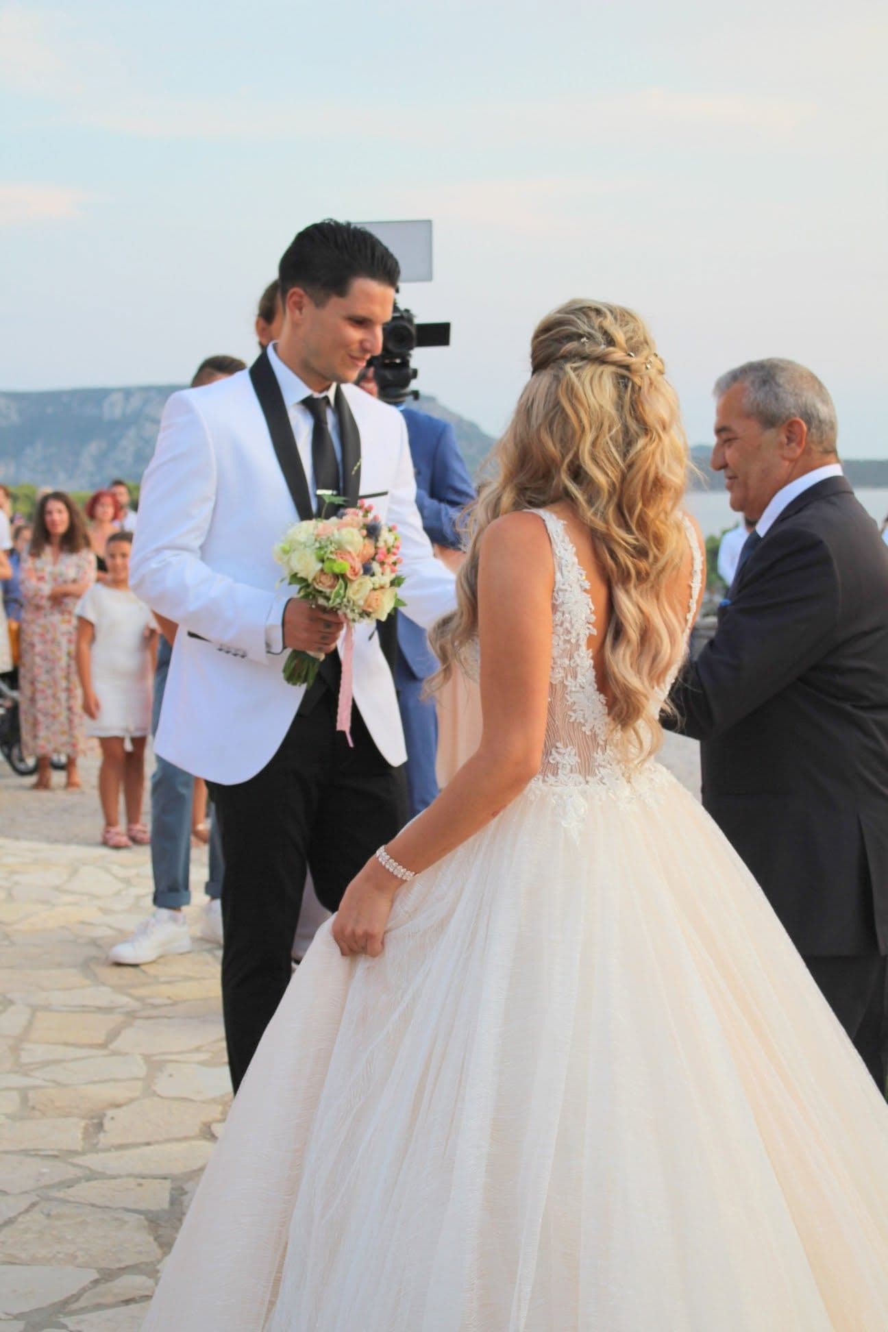 Πάνω από το λιμάνι της Ερμιόνης · Αργύρης & Ναταλία